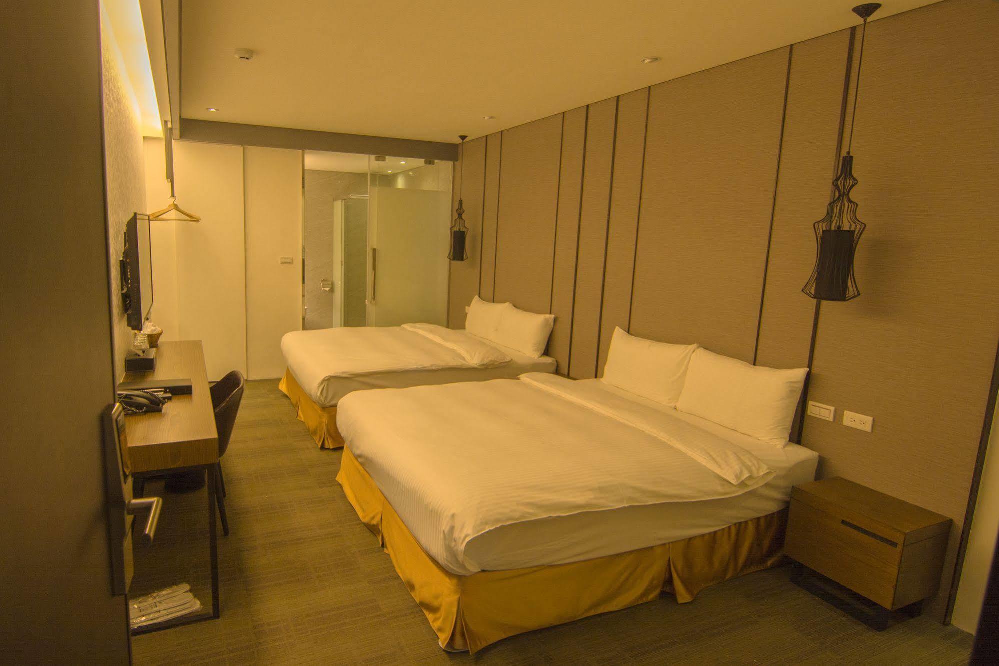 O2 Hotel Taipei Main Station Buitenkant foto